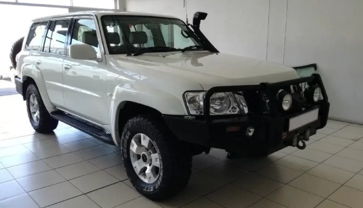 nissan-patrol-hire.webp